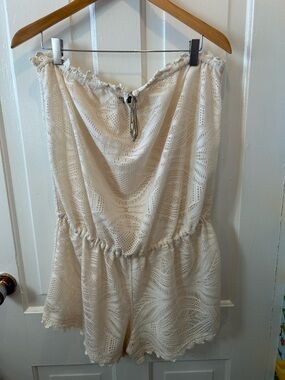VENUS Cream Lace Strapless Romper